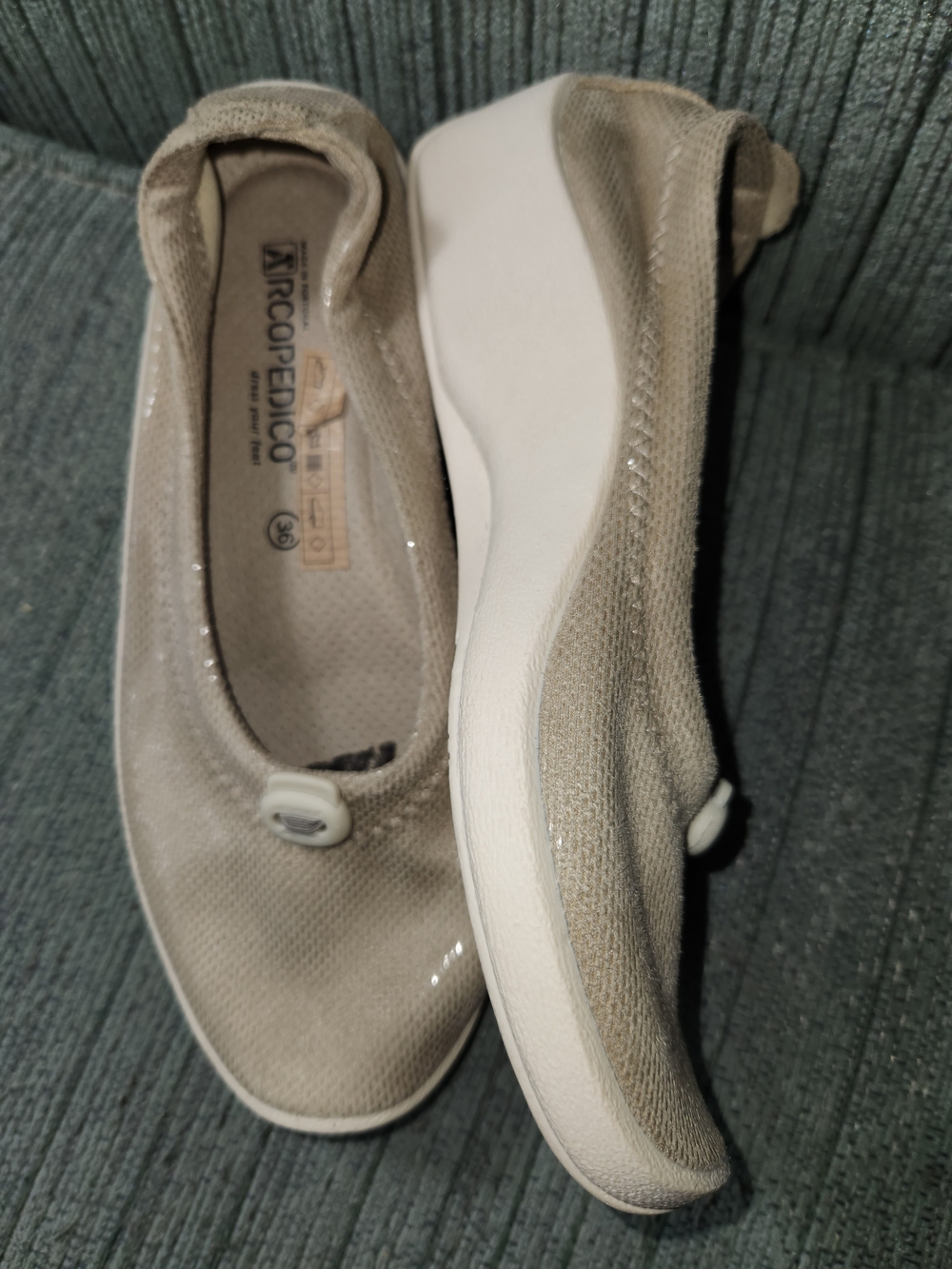 🍉Arcopedico Ivory Slip-On Mesh Ballet Flat